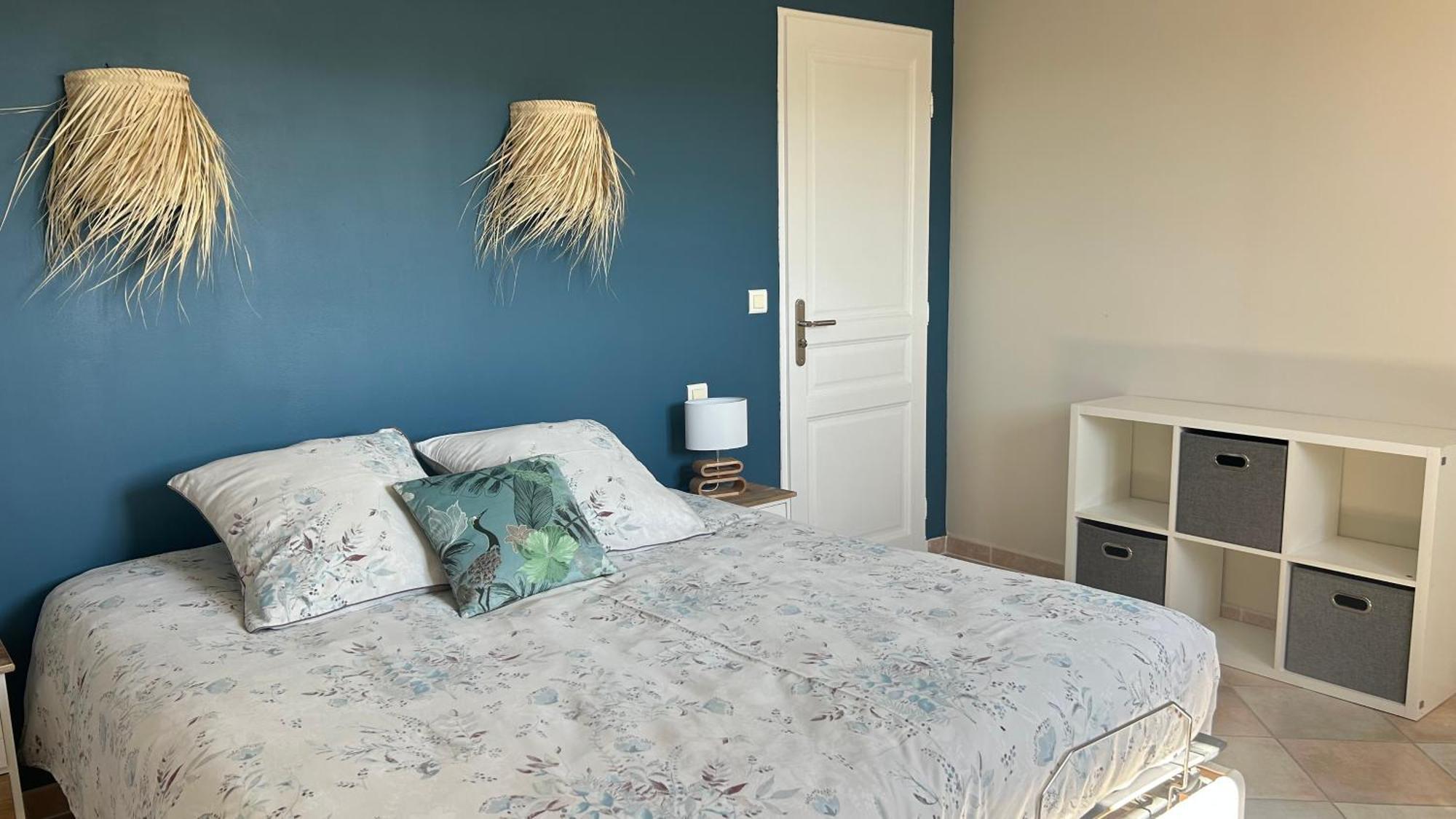 2 Hebergements - 10 Couchages - Parking, Piscine, Jacuzzi - Convivialite Roquebrune-sur Argens Esterno foto